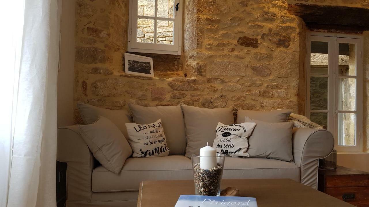 Le Rousseau Sarlat Apartment ภายนอก รูปภาพ