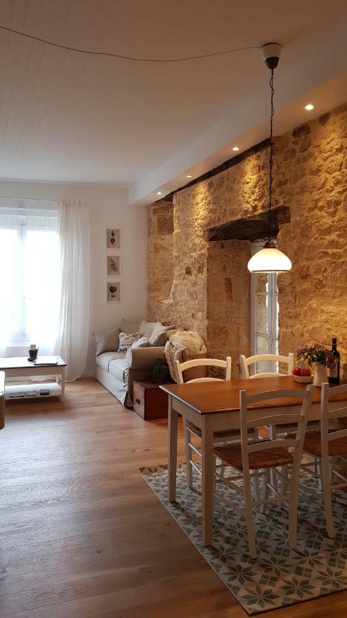 Le Rousseau Sarlat Apartment ภายนอก รูปภาพ
